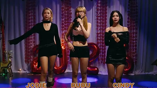 แชท XXX สดของ yznt-dudu