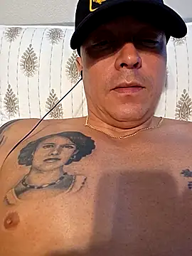 Webkamerová show DoggiiDick