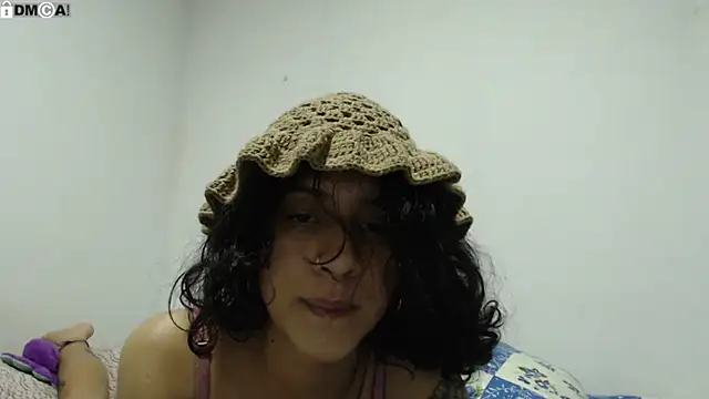 Chat XXX en directo de AlinaWoolf_