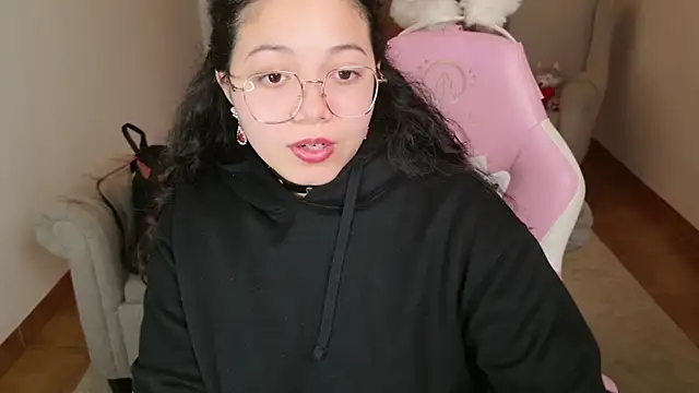 SelenaBlumX 现场XXX聊天