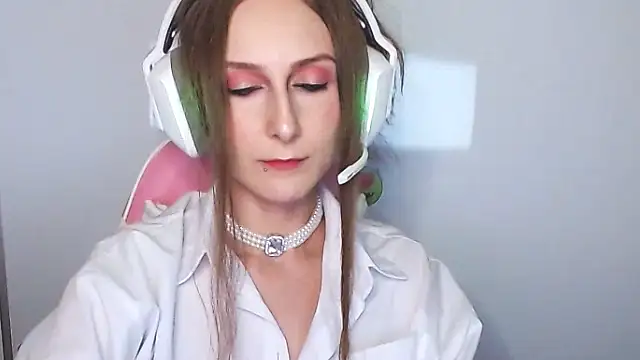 Sokavine লাইভ XXX চ্যাট