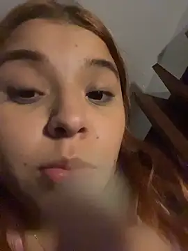 baddieasiantv Adlı Modelin Canlı XXX Sohbeti