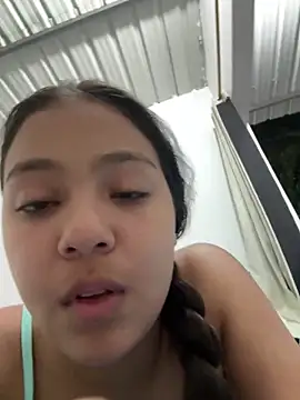 Baby_morena12 Adlı Modelin Canlı XXX Sohbeti