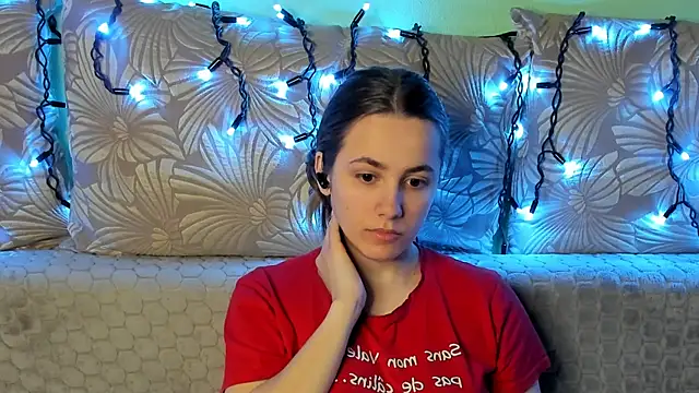 MaggieCake Adlı Modelin Canlı XXX Sohbeti