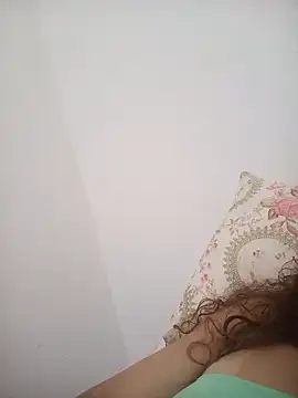 SOLTEIRASIGILO Adlı Modelin Canlı XXX Sohbeti