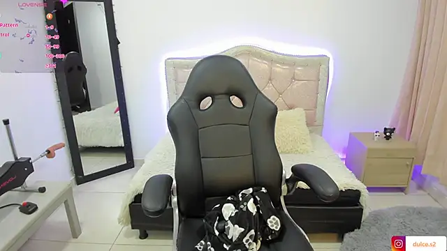 Baby_Stefa Adlı Modelin Canlı XXX Sohbeti