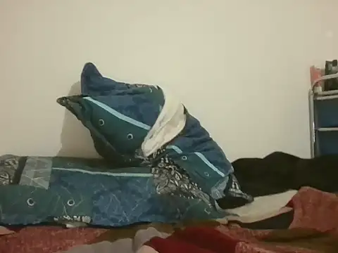 Show modela GABRIELGARCIA1313 na web-kameri