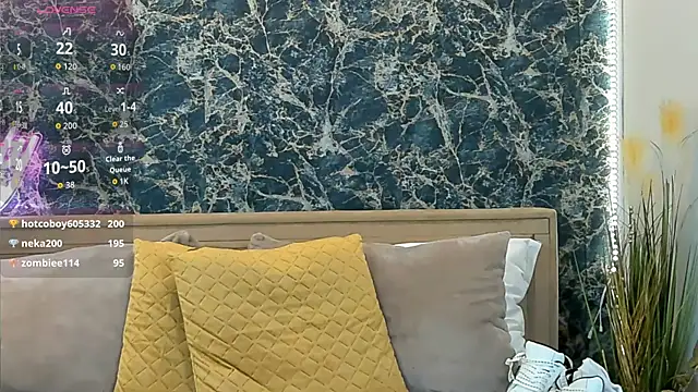 Sierra_Quinn: απευθείας συνομιλία ΧΧ Χ