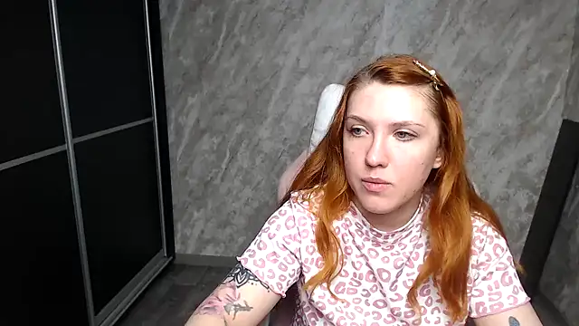 Reginasmilee Live XXX-chat