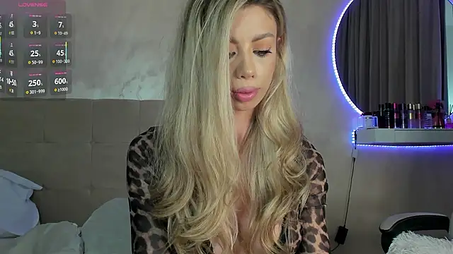 KaylaBenzn Webbikameraesitys