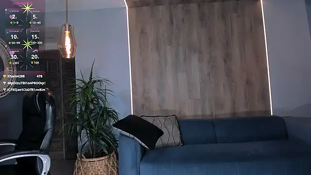 Chat +18 de RenataReyes ao vivo