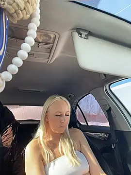 دردشة MerlinDave الجنسية المباشرة