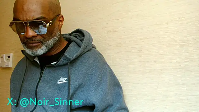 sinnernoir live XXX chat