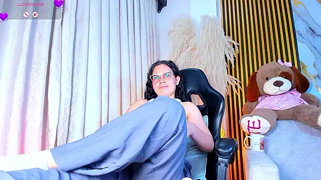 alejagarcia_ 即時 XXX 聊天