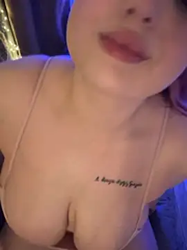 KellyMoors – Naživo XXX chat