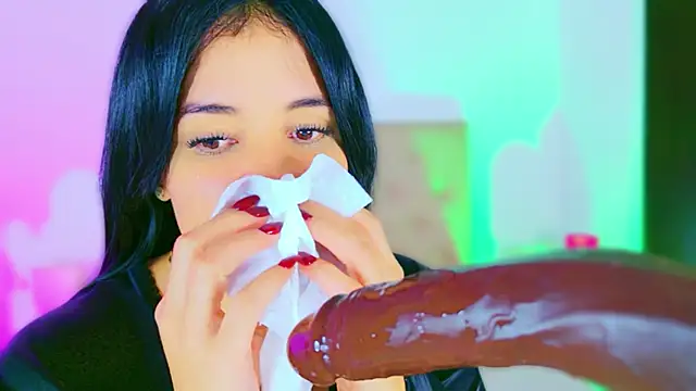 CharlootteEvans – Naživo XXX chat