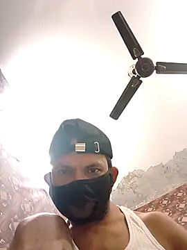 Sexy_komal02 现场XXX聊天