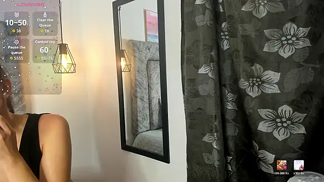 Natalye_23 Adlı Modelin Canlı XXX Sohbeti