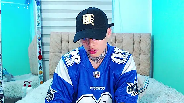 Živý XXX chat _justinmoon2