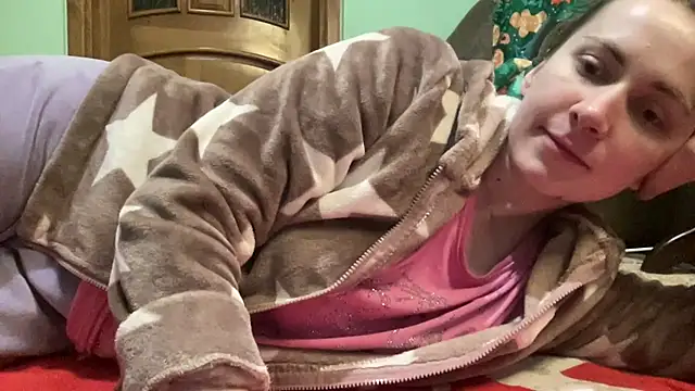 Show modela AngelTough20 na web-kameri