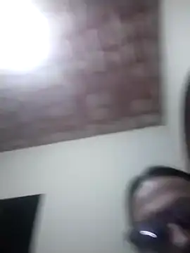 XXX chat uživo modela catdool