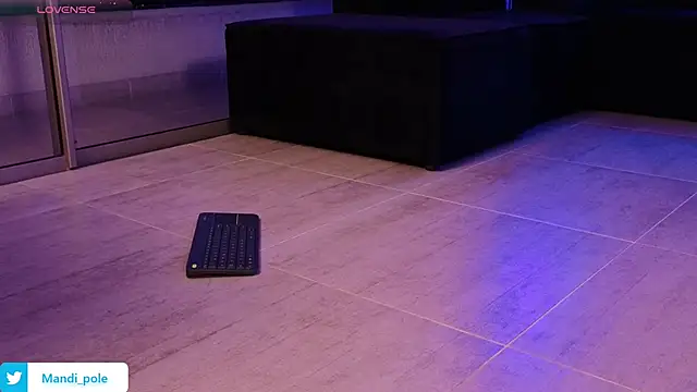 mandi4pole_'s Live XXX Chat