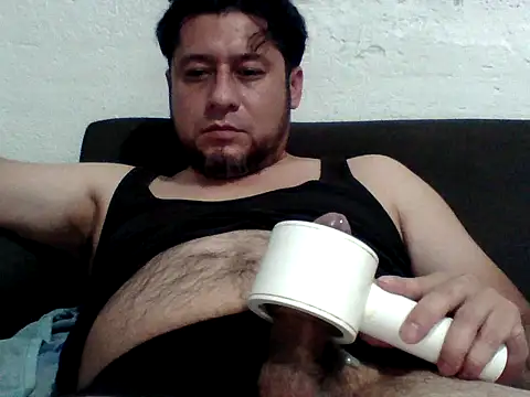 XXX chat uživo modela simpatico1000