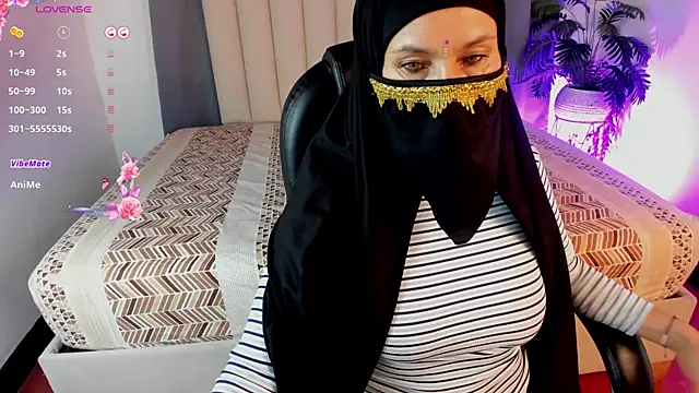 Chat XXX ao vivo de Latifa_ali