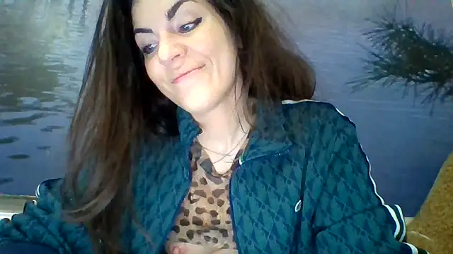 XXX chat uživo modela AliceTailor