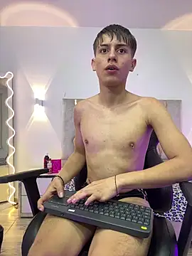 EVAN_TAYのライブXXXチャット