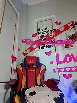 Chat +18 de XXX_harna ao vivo