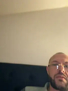 Guitccch 网络视讯表演