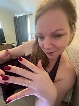 Show de l4dyc4pricorn76 na webcam