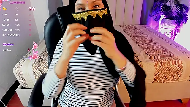 Latifa_ali's Live XXX Chat