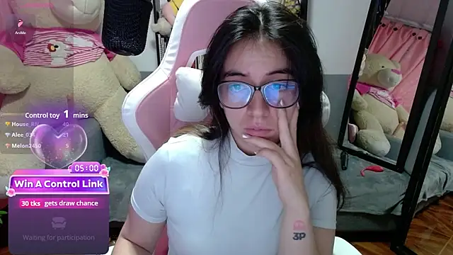 Czat XXX na żywo – Maggie_Fox3