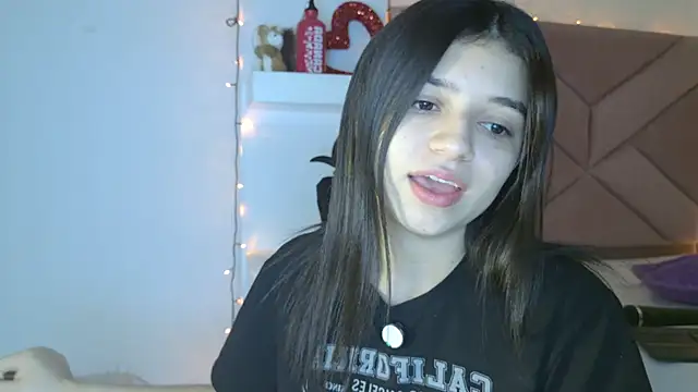 eva_sin18's Live XXX Chat