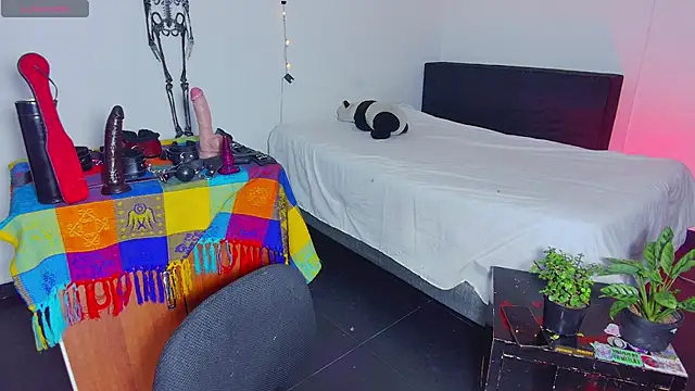 Sabrina_scarlett Show in webcam