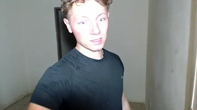 BlondZilla – Kamerová šou