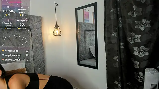 Natalye_23 Chat XXX in diretta