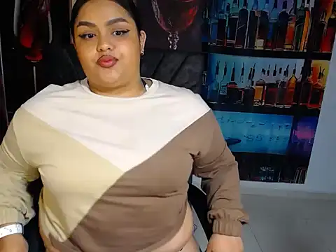 NathashaDreams Chat XXX in diretta