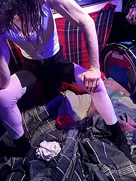 Pokazy przed kamerką – AllucyLu