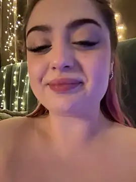 KellyMoors 现场XXX聊天