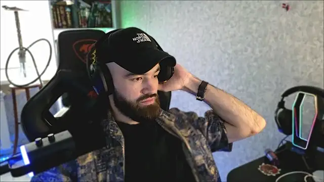 _Mostly_: απευθείας συνομιλία ΧΧΧ