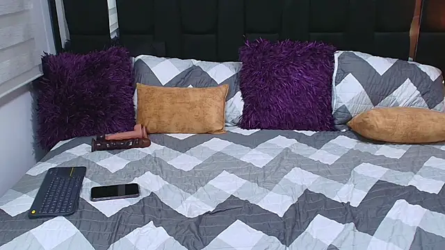 Tokio_Sweetdoll Show in webcam