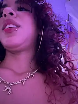 Woo_isDaphne live XXX chat