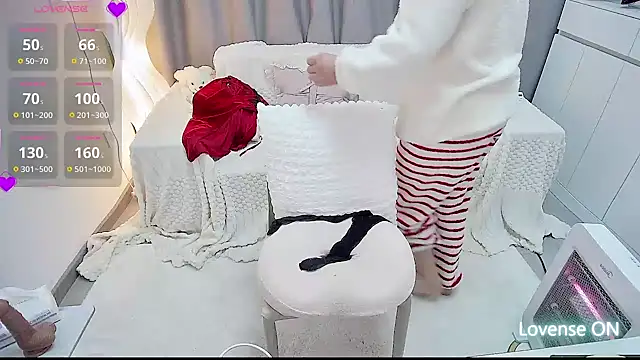 Feifei-cn live XXX chat