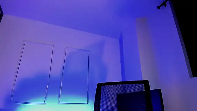 MeganWhite3 Chat XXX live