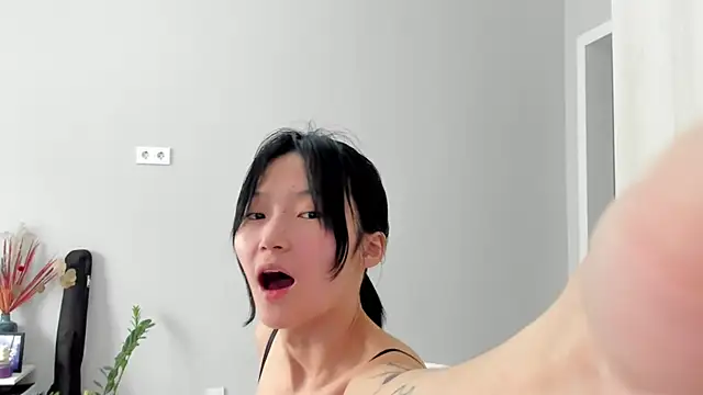 ailey_chao élő XXX-chatje