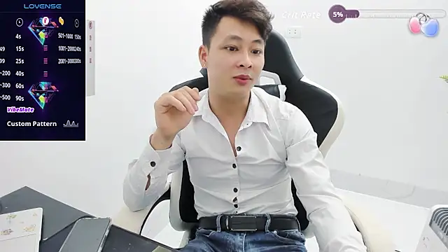 X-manh: вебкам-шоу