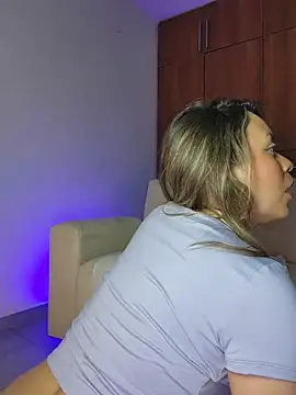 mich_bittersweet's Live XXX Chat